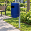 Afvalbak voor buiten Serena 14 afvalbak aan staander in park met kleine inwerpopening